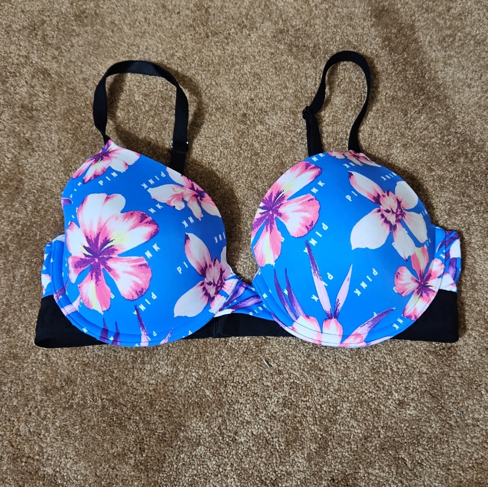 Victoria Secret 34D